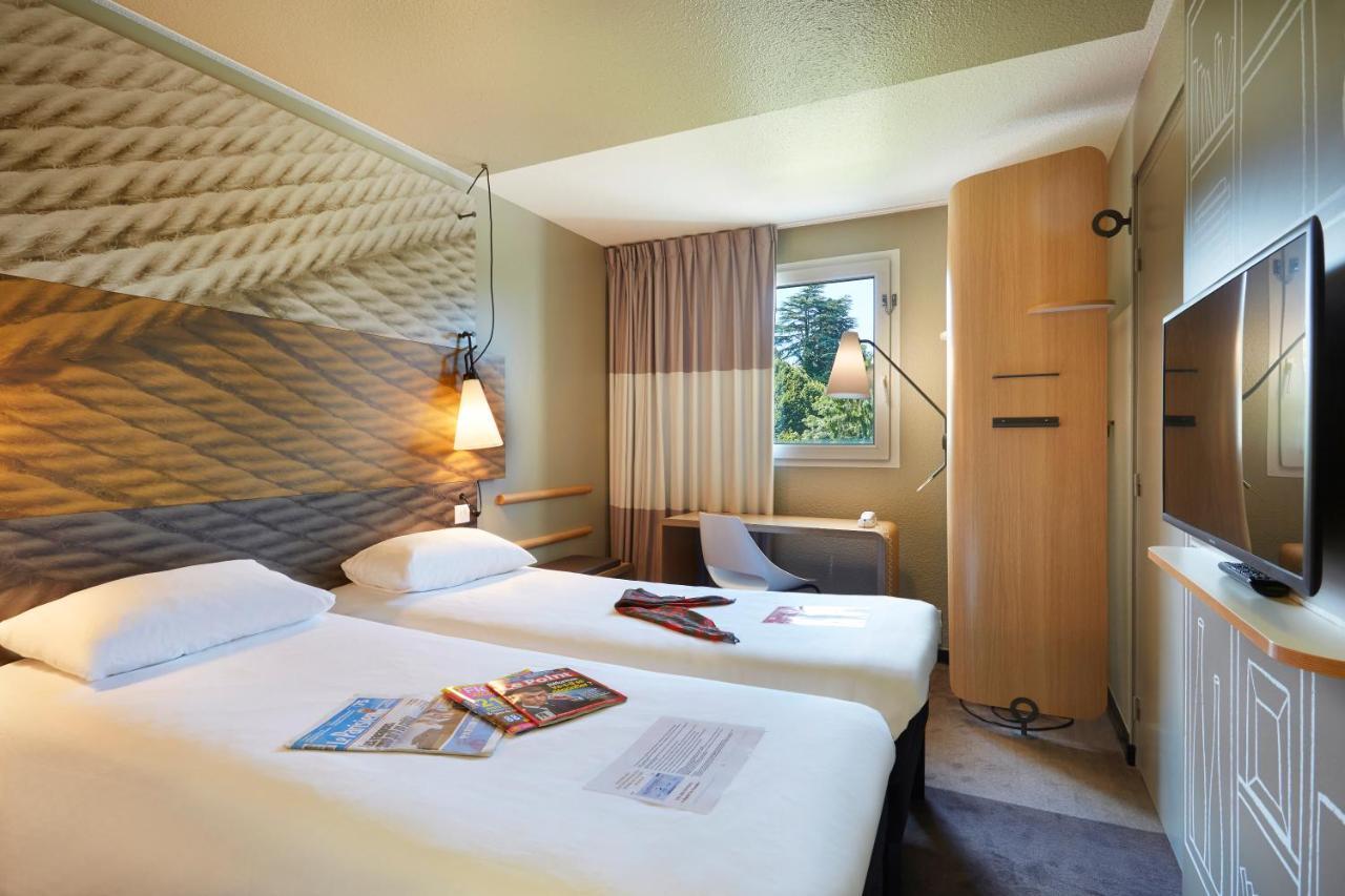 Отель Ibis Archamps Porte De Geneve Экстерьер фото