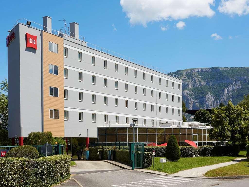 Отель Ibis Archamps Porte De Geneve Экстерьер фото